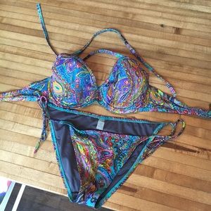 Victoria’s Secret print bikini